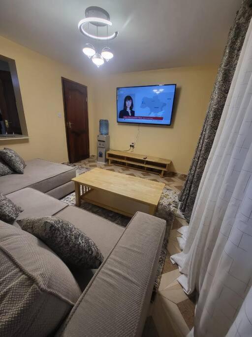 Amazon House 2 Bedroom House Найваша Экстерьер фото